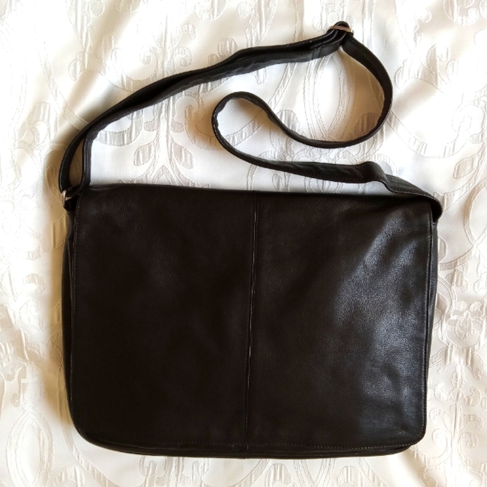 Osgoode Marley Black Leather Messenger Bag